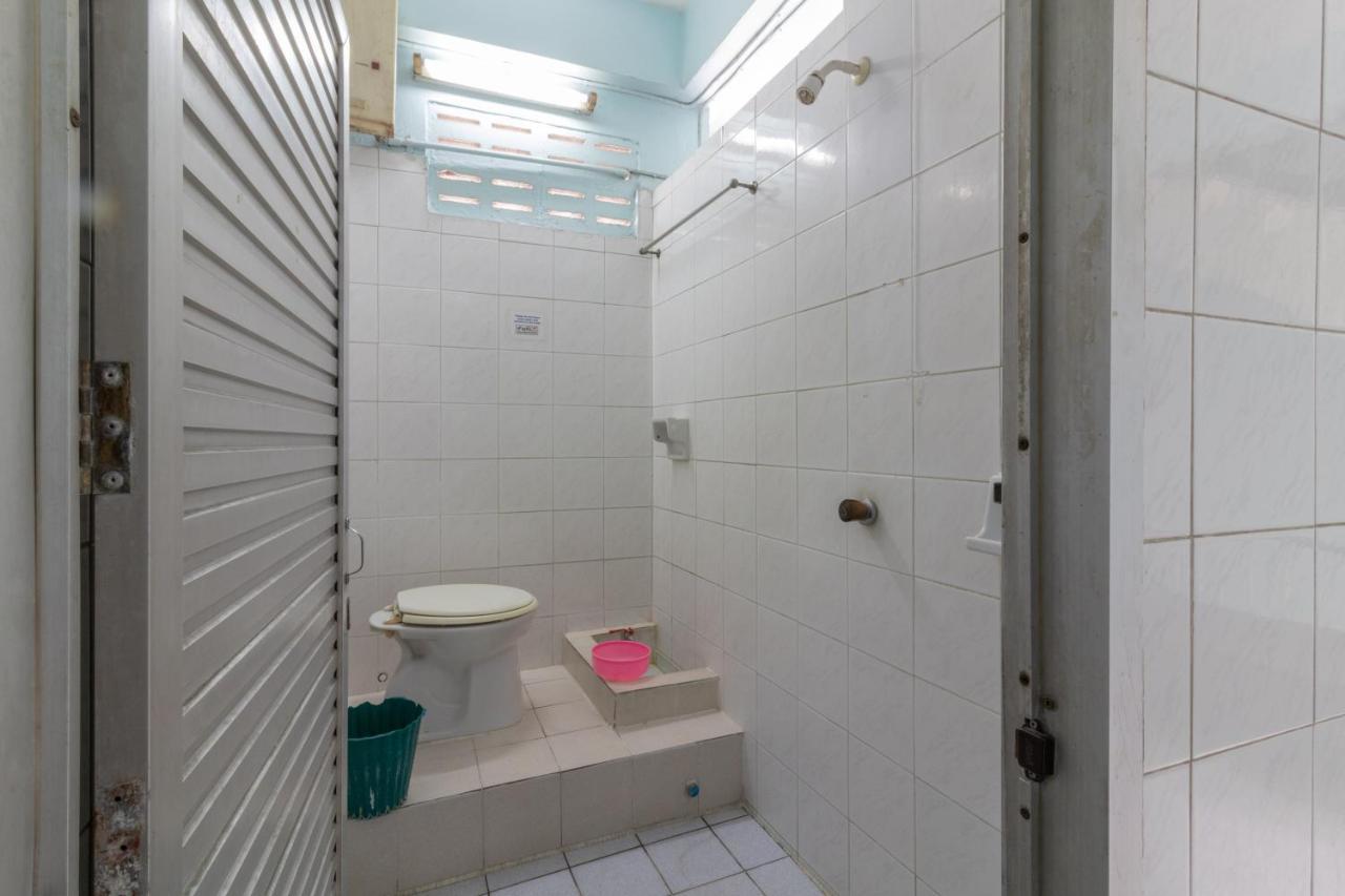 7 Holder Guesthouse Bangkok Zewnętrze zdjęcie