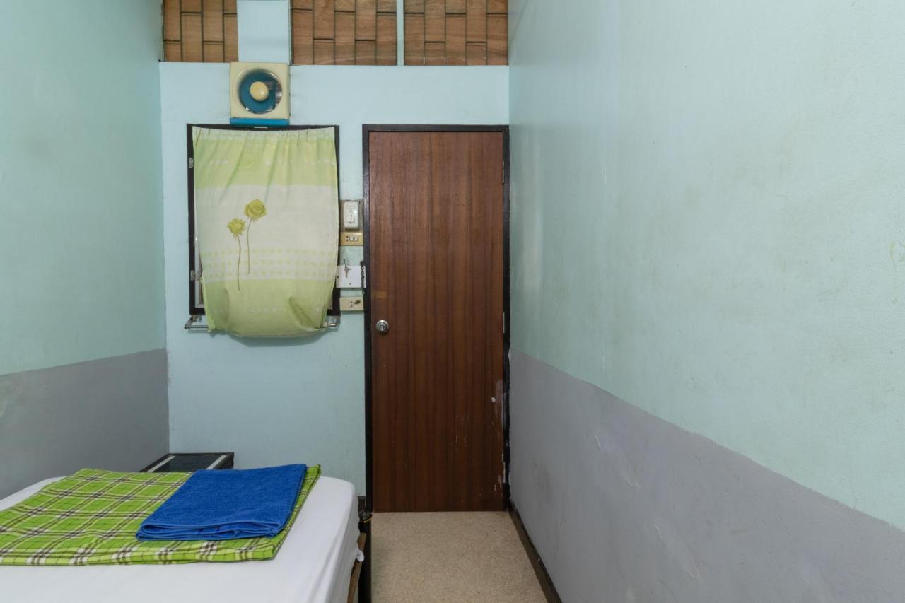 7 Holder Guesthouse Bangkok Zewnętrze zdjęcie